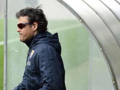 Luis Enrique, durant l'últim entrenament del Barça.