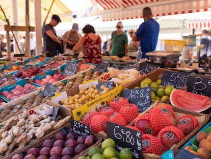 Un mercado en Niza (Francia).