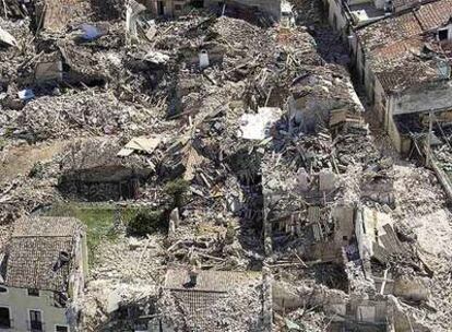 Vista aérea del pueblo de Onna, el más cercano al epicentro del terremoto.