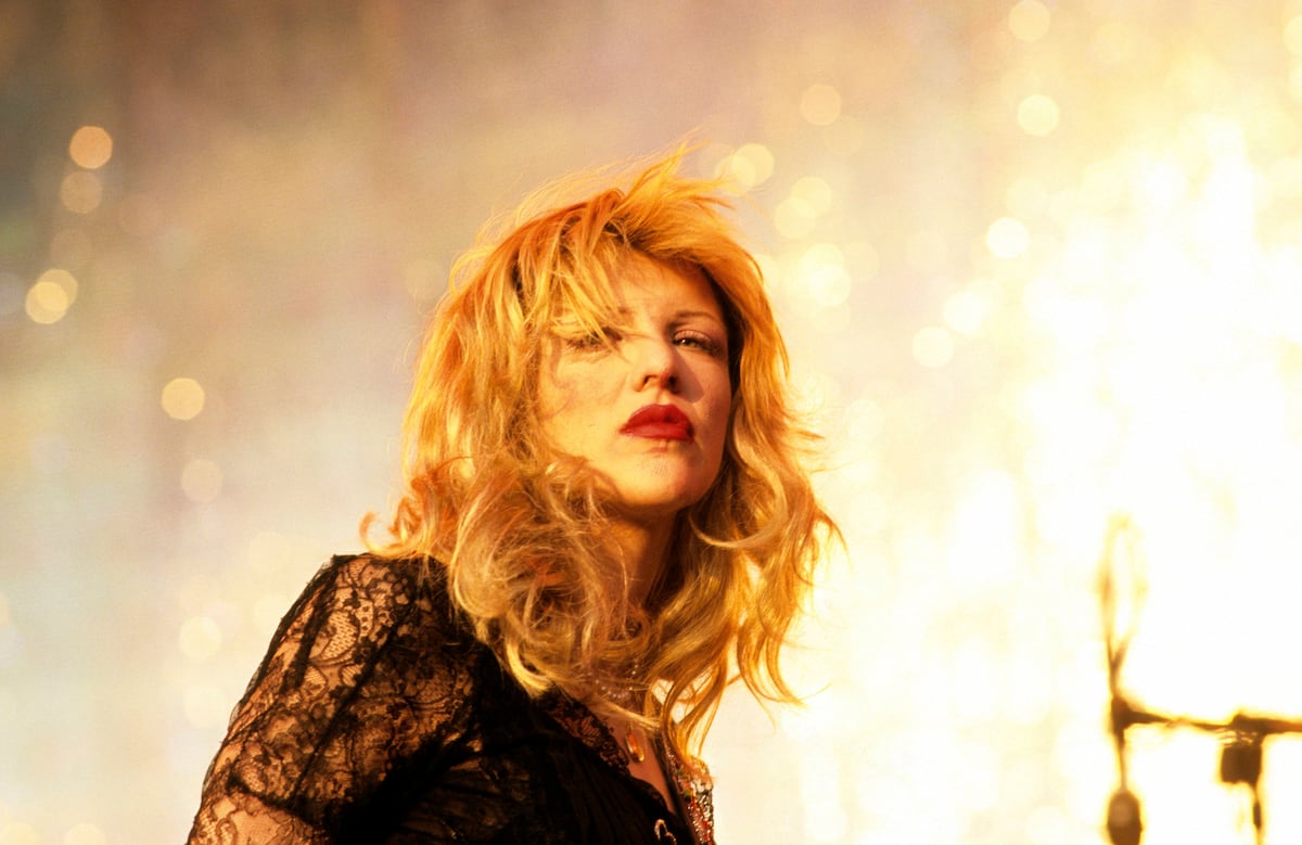 Courtney Love repasa su historia llena de drogas, éxito, amor y tragedia para soltar el pasado y preparar su regreso
