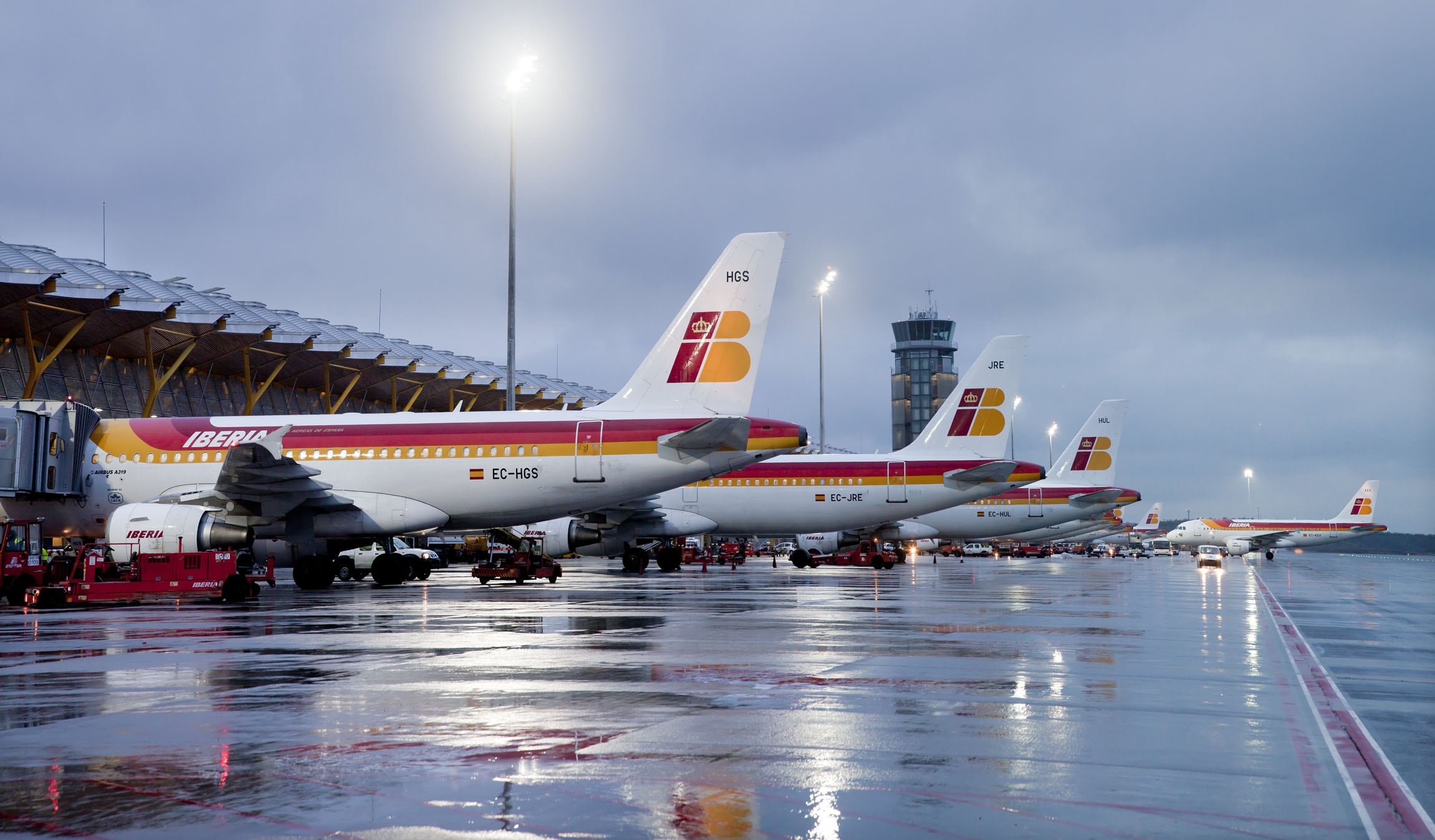 Iberia entra en el ‘top 20’ de mejores aerolíneas del mundo y Vueling es la primera ‘low cost’ de Europa