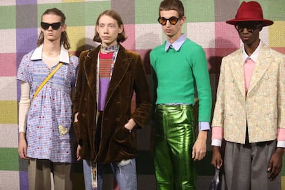Prendas infantiles rediseñadas, elementos 'retro' y cromatismo típicamente Gucci en la colección otoño/invierno 2020 de la firma.