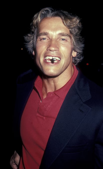 Arnold Schwarzenegger en el restautante Spago de West Hollywood en 1983.