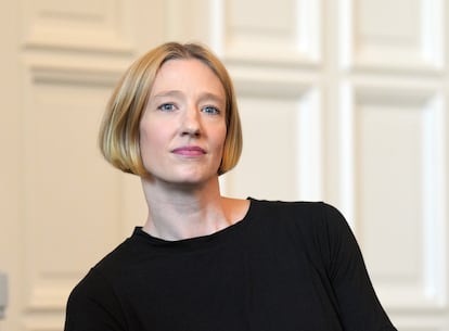 Joana Mallwitz, retratada en mayo de 2024, en una conferencia de prensa. 