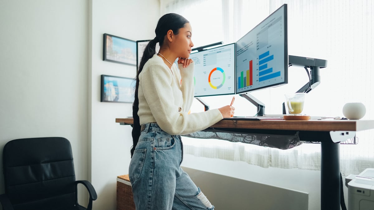 Working while standing does not reduce the risk of cardiovascular disease and does not compensate for a sedentary lifestyle | Health and Wellness