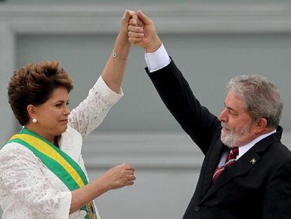 Rousseff y Lula, en la toma de posesión de la actual presidenta de Brasil, el pasado enero en la sede del Gobierno en Brasilia.