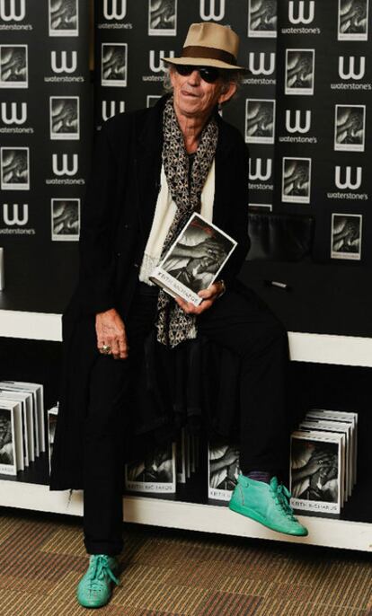 Keith Richards, ayer con su libro.