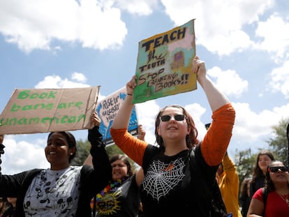 Students stage a walk out from Hillsborough High School to protest after Florida banned classroom instruction on gender identity and sexual orientation, in Tampa, Florida, April 21, 2023.