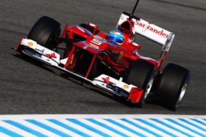 Fernando Alonso en la primera jornada de entrenamientos con el nuevo Ferrari F2012, la pasada semana en Jerez