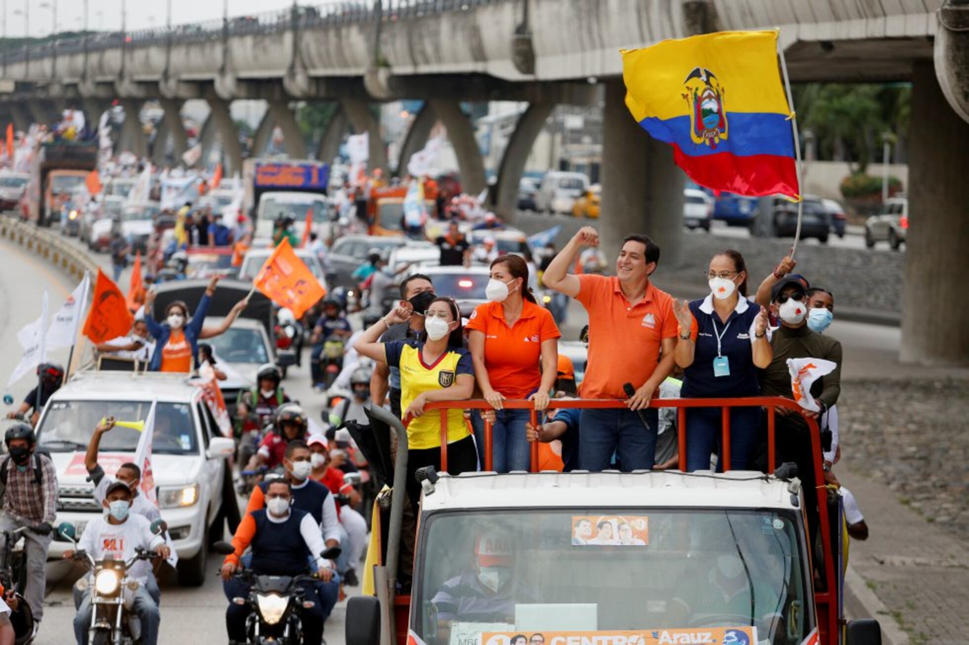 Ecuador se prepara para la segunda vuelta de las elecciones, en ...