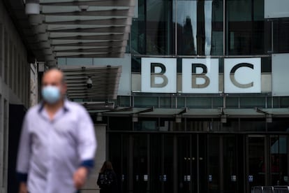 Entrada de la sede central de la BBC en Londres, el pasado 2 de julio.