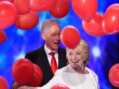 Hillary y Bill Clinton, durante la Convenci&oacute;n Dem&oacute;crata de Filadelfia.