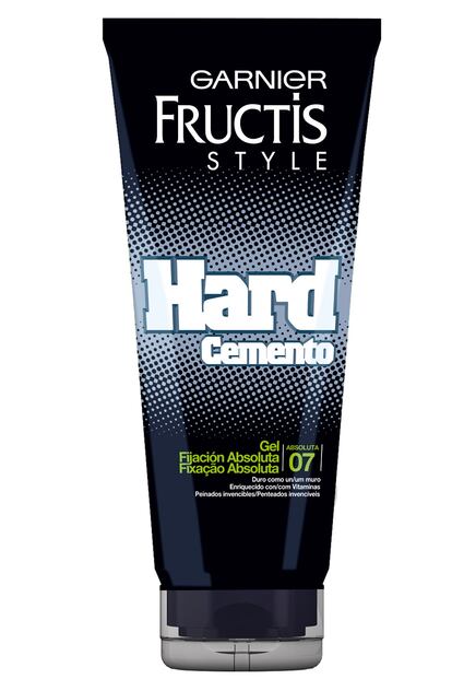 Ayúdate del nuevo gel Hard Cemento de Garnier Fructis para conseguir que tu efecto mojado permanezca durante horas. Su fórmula fija pero no apelmaza ni reseca, y aguanta hasta 24 horas inalterable retirándose fácilmente con agua. Cuesta 3,20 euros.