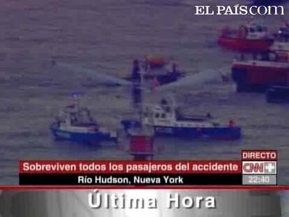 A salvo los ocupantes de un avión que cayó a un río en Nueva York