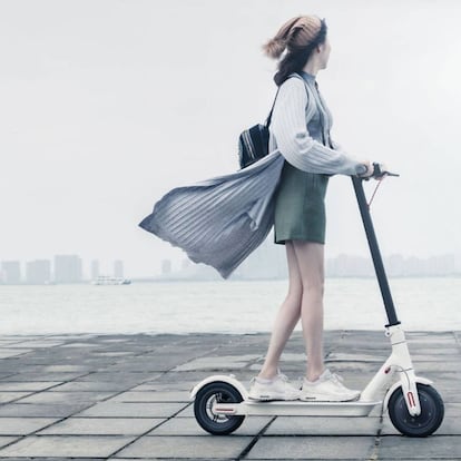 El Scooter Xiaomi se puede plegar para guardarlo en cualquier lugar