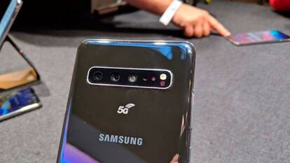 El Samsung Galaxy S10 5G con cuatro cámaras traseras