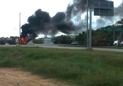 Un bloqueo en Valle Hermoso hecho por el narcotráfico
