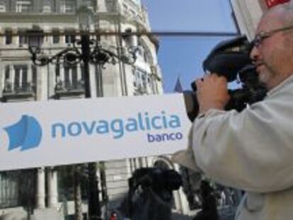 Los dueños de preferentes de NCG y Catalunya Banc sufrirán dos quitas