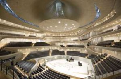 La gran sala de conciertos de la Filarmónica del Elba, con capacidad para 2.150 espectadores.