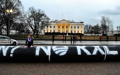 Una protesta en 2014 frente a la Casa Blanca contra el oleoducto