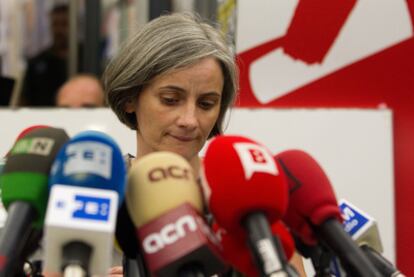 Raquel Ayora, directora de operaciones de Médicos Sin Fronteras, comparece ante la prensa en Barcelona.