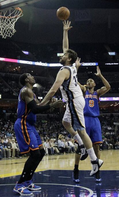 El pívot español entra a canasta en el partido que ha enfrentado a su equipo, los Grizzlies de Memphis, y los Nicks de Nueva York.