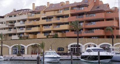 Restaurante del puerto de Sotogrande, donde ocurrió el suceso el sábado.