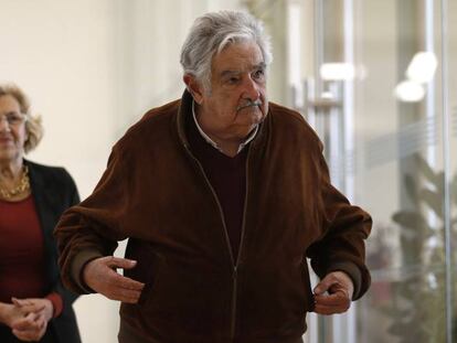 José Mujica y Manuela Carmena en el Ayuntamiento de Madrid.