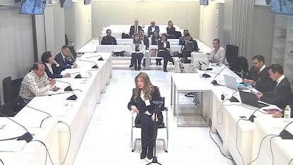 Raja Barakat, esposa de Rifaat el Asad, en el banquillo de la Audiencia Nacional, este lunes.
