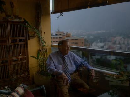 Edmundo González Urrutia en su residencia en Caracas, la tarde el jueves.
