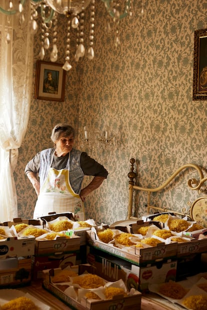'Delfina, una abuela de la pasta'. Delfina retratada en la región del Lacio como parte de un proyecto más grande que documenta a las abuelas de la pasta en Italia.