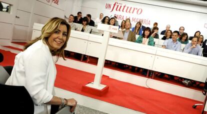  Susana D&iacute;az, al inicio de la reuni&oacute;n del Comit&eacute; Federal del PSOE.