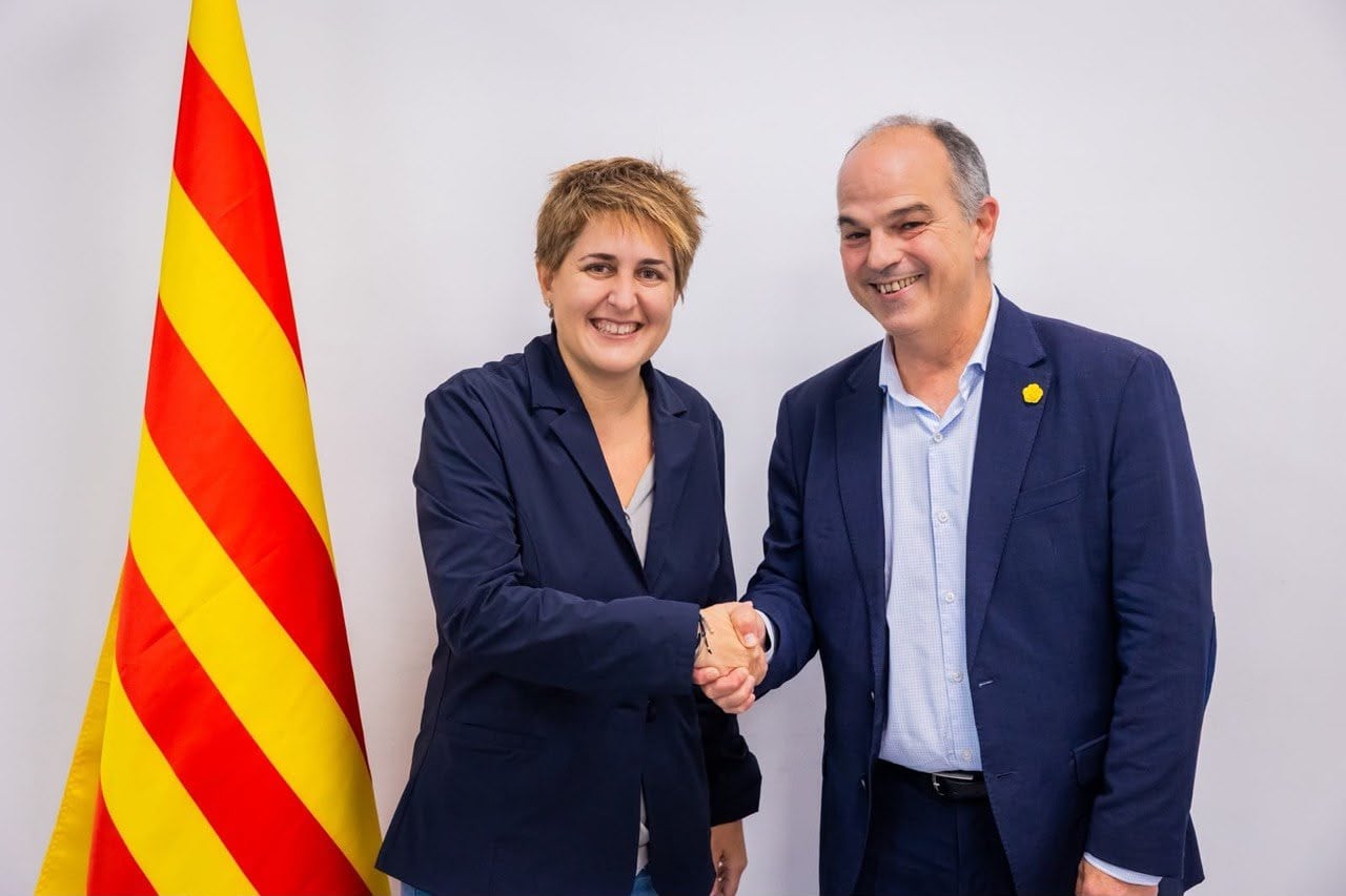 Marta Pascal signs peace with Puigdemont and joins with Junts