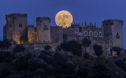 Superluna de Noviembre de 2016. EXIF: 640 ISO 1/200 f8.