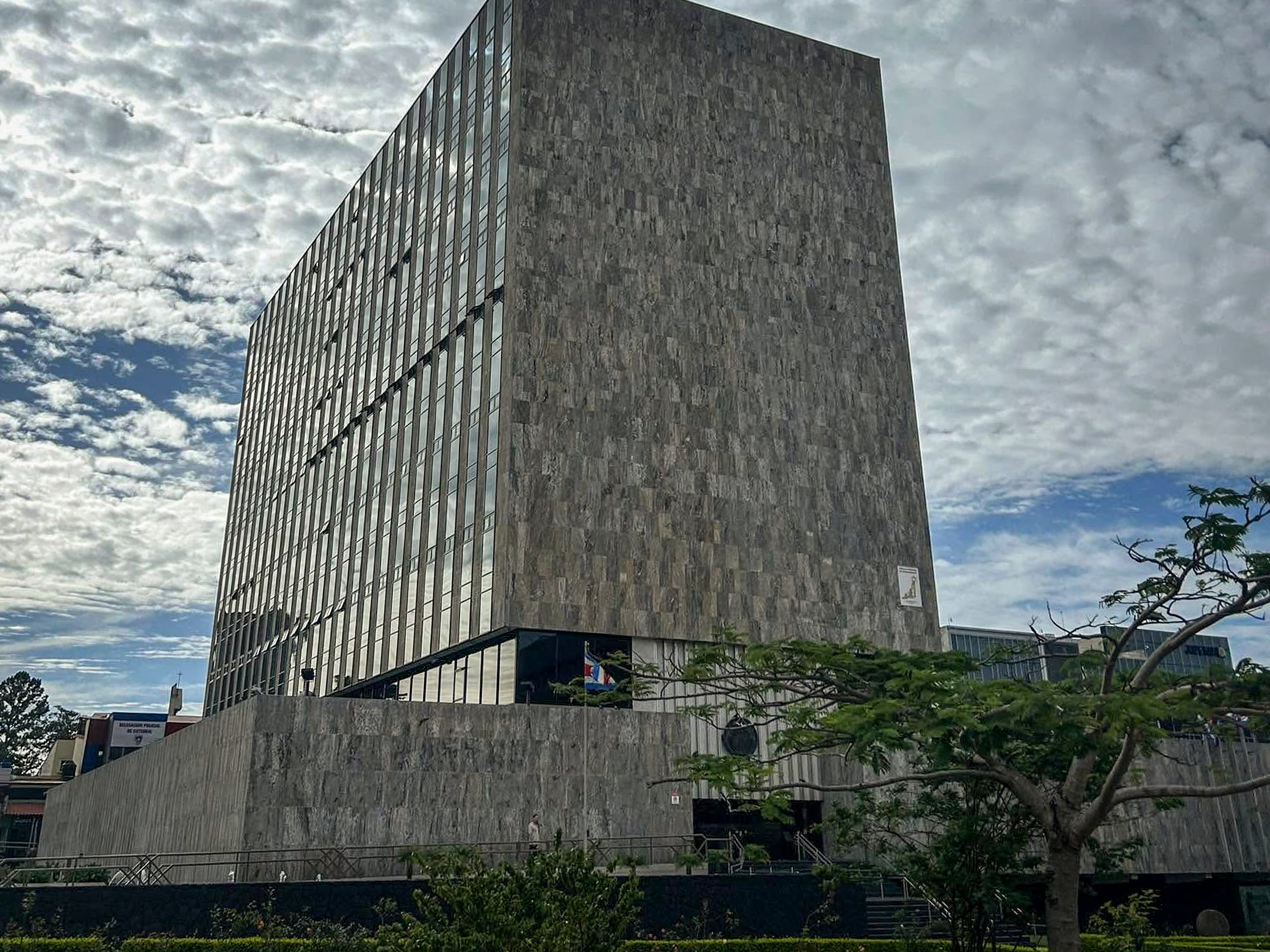 El Poder Judicial de Costa Rica ratifica en el cargo al fiscal general, figura incómoda para el Ejecutivo de Laura Fernández