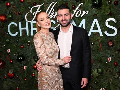 Lindsay Lohan y su marido Bader Shammas en el estreno de 'Navidad de Golpe', en Nueva York el 9 de noviembre de 2022.