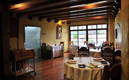 Comedor del restaurante Acio, en Santiago de Compostela.