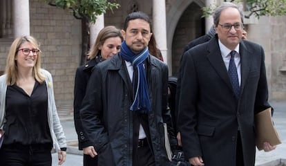 D'esquerra a dreta, Elsa Artadi, portaveu del Govern; Damià Calvet, conseller de Territori, i Quim Torra, president de la Generalitat.