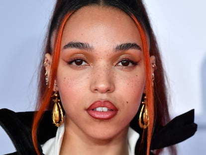 FKA Twigs en los Brit Awards, en febrero de 2020.