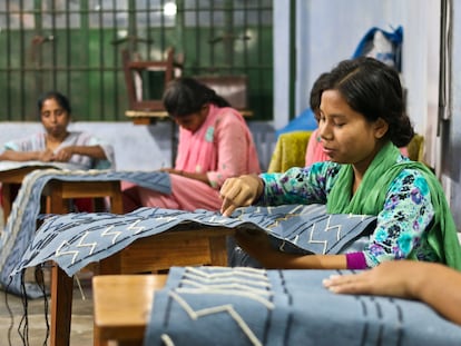 Trabajadoras textiles en Bangladés