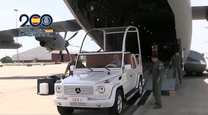 The popemobiles with which Leo XIV will travel during his visit arrive in Spain | Spain