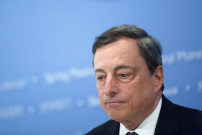 Mario Draghi, presidente del BCE, este s&aacute;bado en Washington