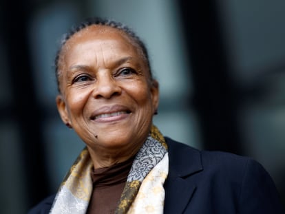 La exministra de Justicia francesa Christiane Taubira ha lanzado este sábado su candidatura para las presidenciales de abril