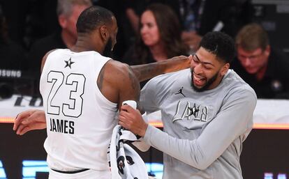 LeBron James y Anthony Davis en un All Star.