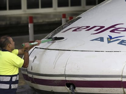 Un tren de Alta Velocidad de Renfe