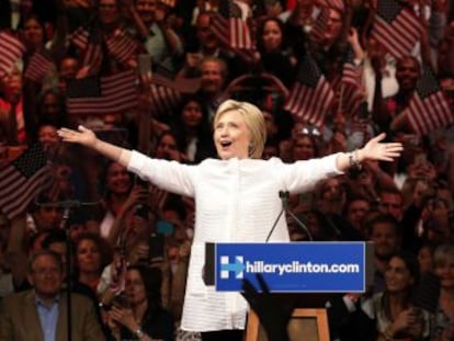 La demócrata se proclama como la primera mujer candidata de un gran partido a la presidencia de Estados Unidos