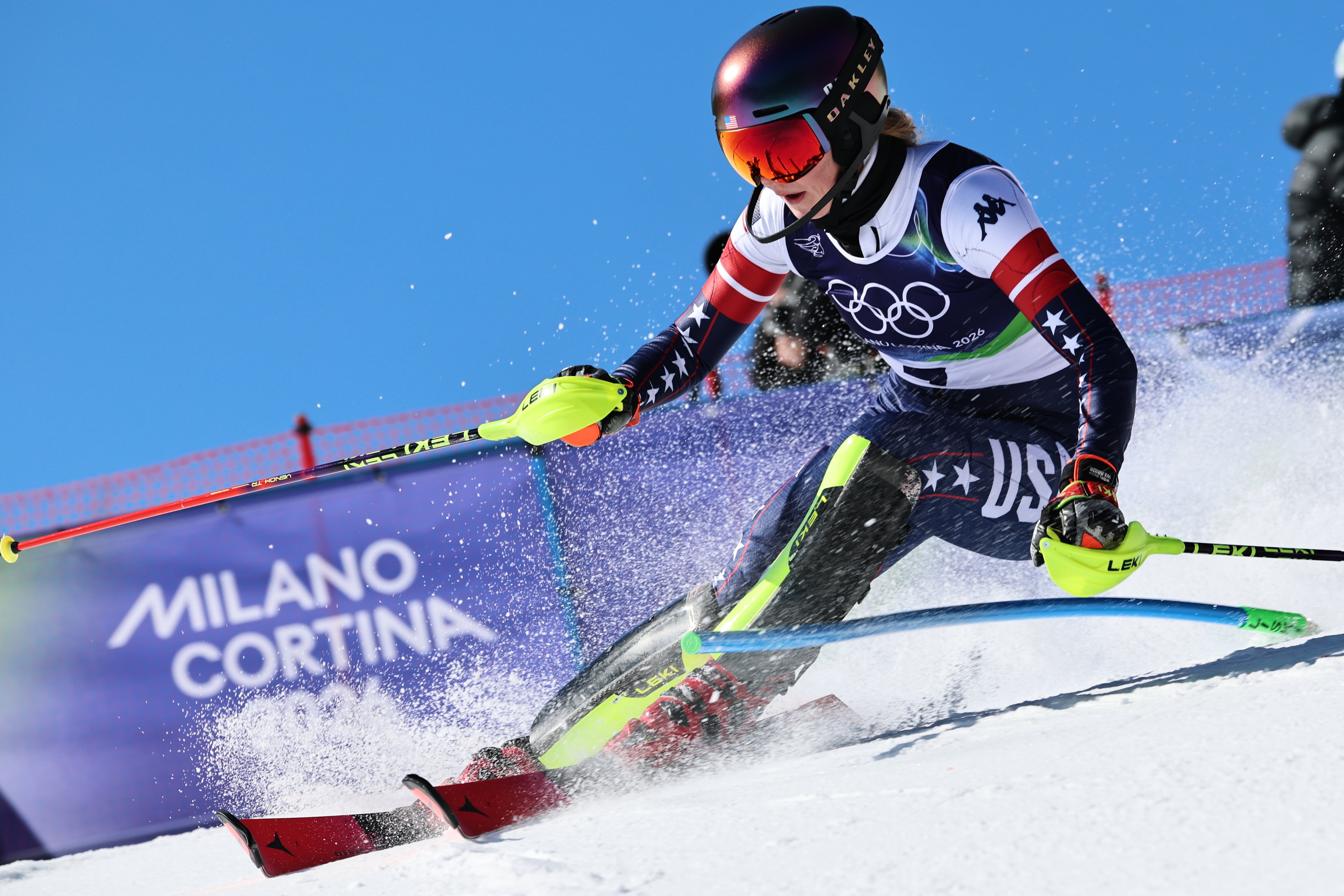 Queen Mikaela Shiffrin redeems herself in the slalom and wins Olympic gold in Milan-Cortina