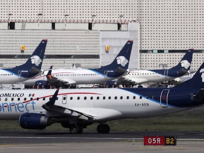 Aviones de Aeromexico en el aeropuerto de Ciudad de México