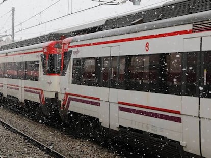 Estaci&oacute;n de Cercan&iacute;as Mirasierra-Paco de Luc&iacute;a en Madrid.