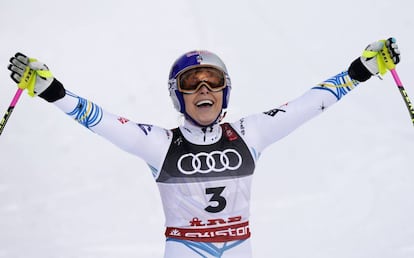 La sonrisa de Vonn después de la bajada en el descenso de Are donde se colgó el bronce. 